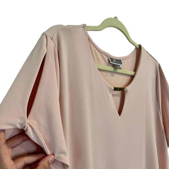 Jm Collection Rose Pink Top Blouse Womens 2X Keyhole Sleeves Gold Neck Detail - Picture 3 of 8